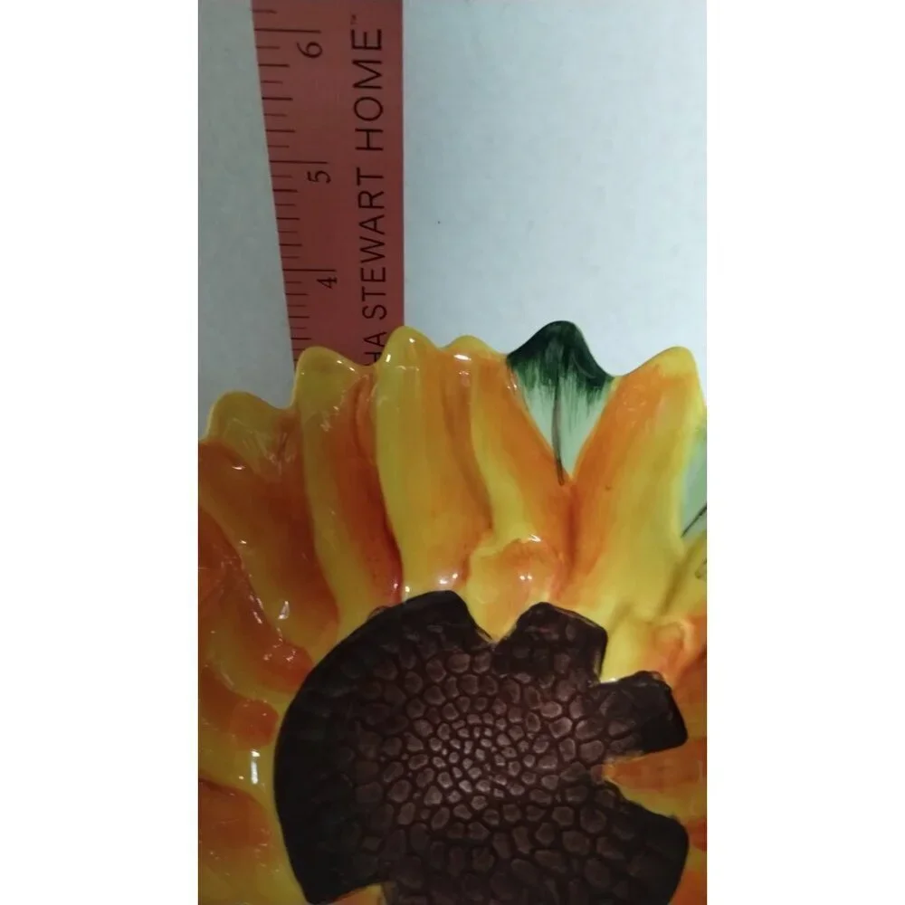 Pier 1 Imports Sunflower Shaped Ceramic‎ Bowls Set Of 2 Yellow & Brown
